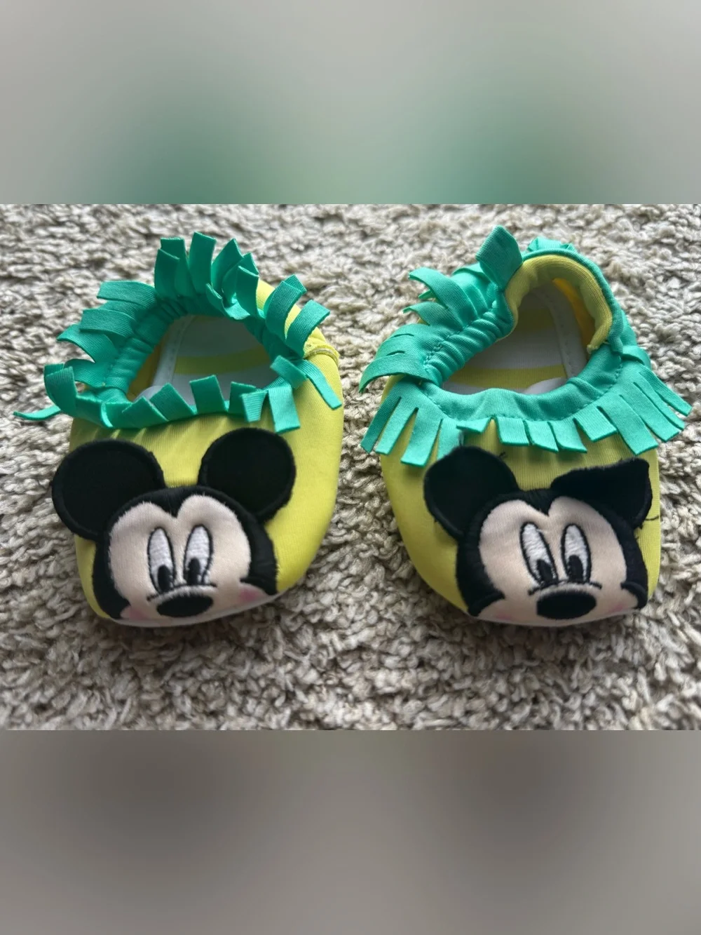 Disney Baby Mickey Mouse Fringe Crib Shoes 6-12M Soft Sole